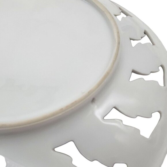 Decorative South Dakota Souvenir Plate With Gold Leaf Design & Scenic Landmarks - Picture 13 of 15